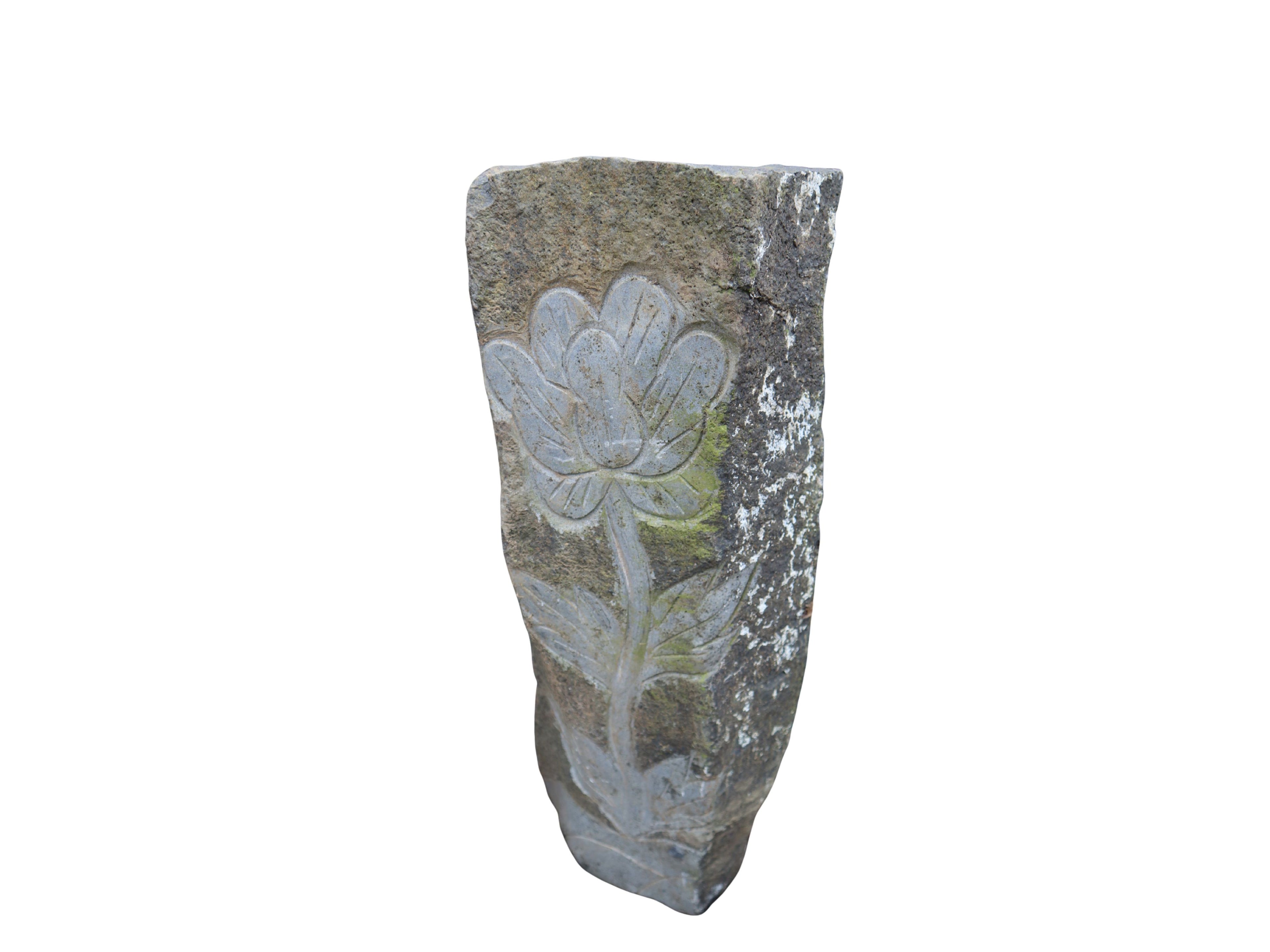 Basaltstele floral