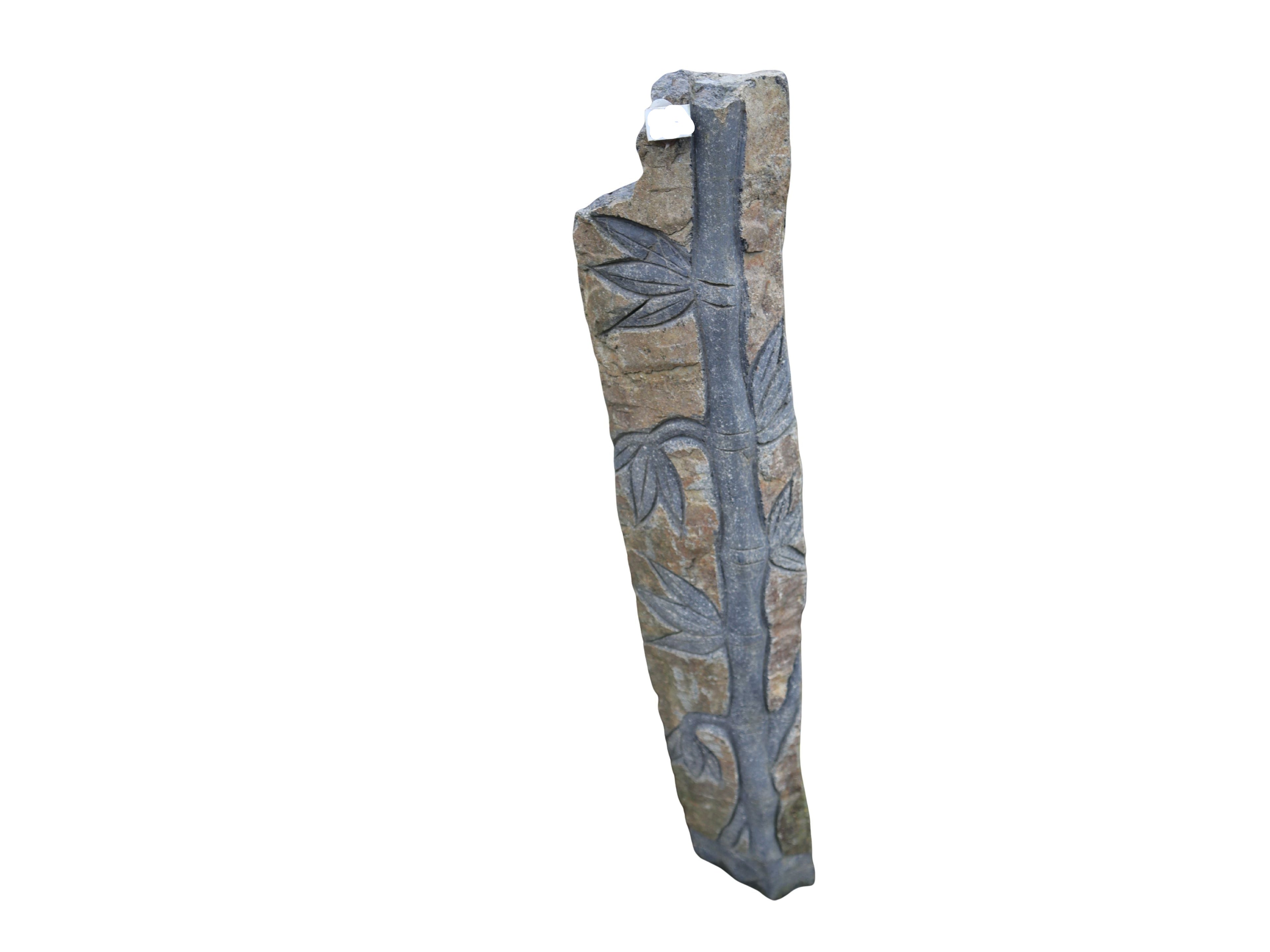 Basaltstele floral